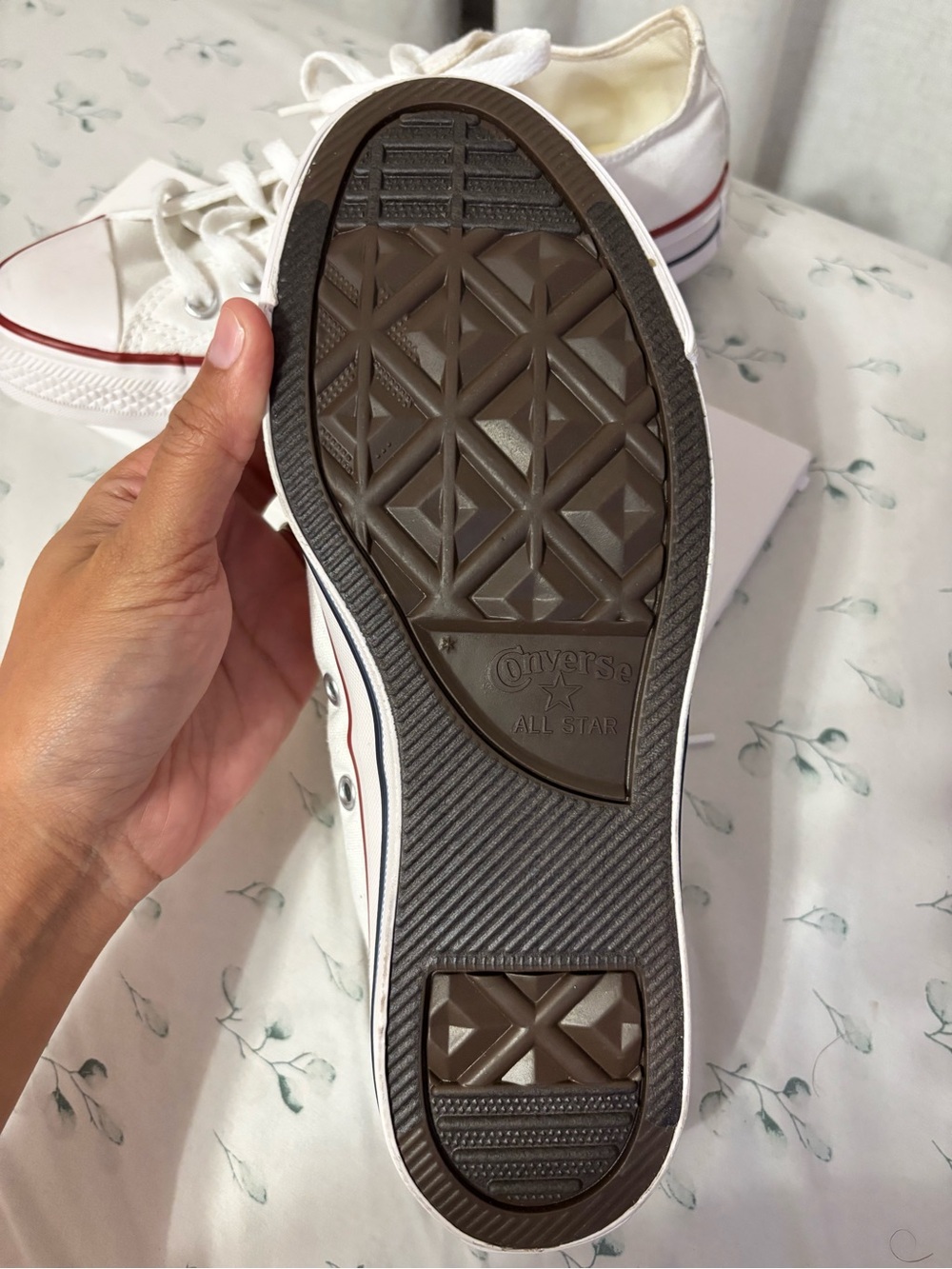 Converse White Canvas Sneaker Interior Label Unisex - Picture 3 of 4